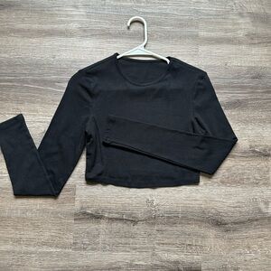 SHEIN Black Fitted Long Sleeve Crop Tee